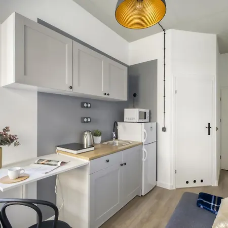 N Ajax Metro Stadion Narodowy&park Appartement *