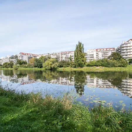 N Ajax Metro Stadion Narodowy&Park Apartment *